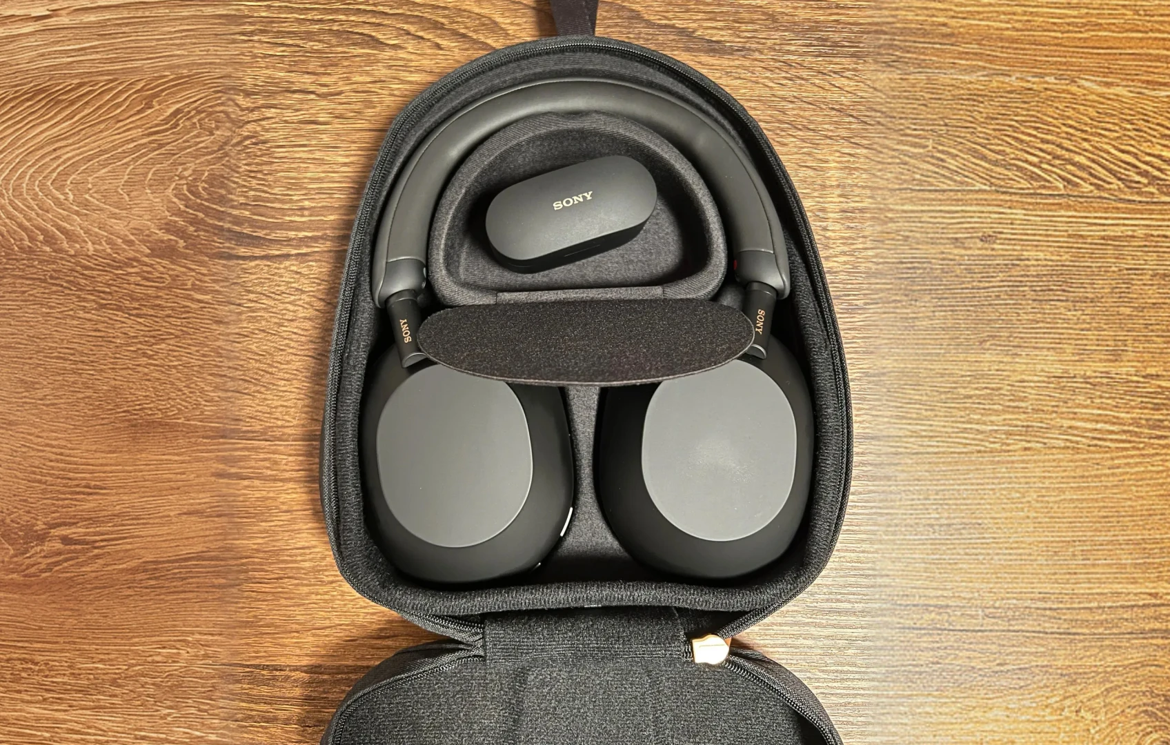 Image for The 7 Best Headphones And Earphones For Flying
